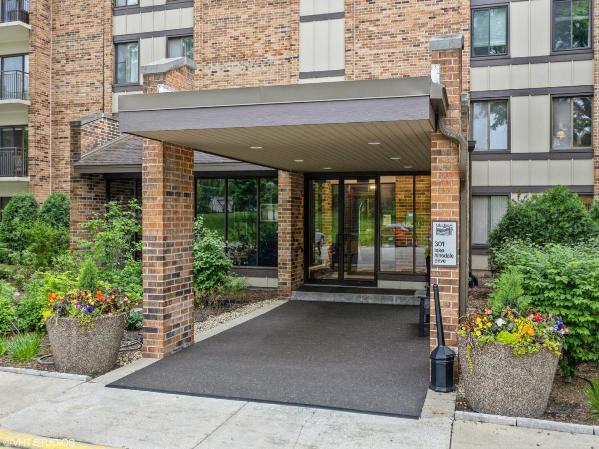301 Lake Hinsdale Drive #404 Willowbrook IL 60527 MLS #MRD12460536 41 MLS #MRD12460536 image #0