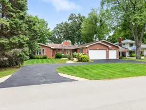 1218 S 7th Street St. Charles IL 60174 MLS #MRD12495946 48 broker reciprocity