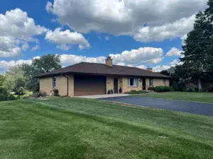 4214 Ahlstrand Drive #-4214 Rockford IL 61101 MLS #MRD12198415 46 broker reciprocity