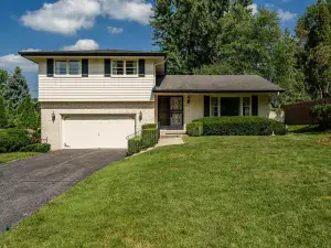 4462 BLACKBERRY KNOLL Drive Loves Park IL 61111 MLS #MRD12494723 48 broker reciprocity