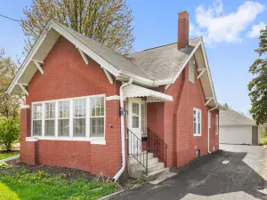 1261 Balmoral Avenue Calumet City IL 60409 MLS #MRD12451677 62 broker reciprocity