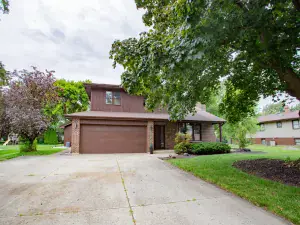 635 S Finley Road Lombard IL 60148 MLS #MRD12444338 60 broker reciprocity