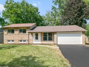 17922 Normandy Lane Hazel Crest IL 60429 MLS #MRD12427219 54 broker reciprocity