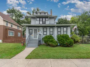 2908 Clearwater Avenue Bloomington IL 61704 MLS #MRD12462272 60 broker reciprocity