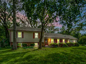 662 Sullivan Lane University Park IL 60484 MLS #MRD12426247 64 broker reciprocity