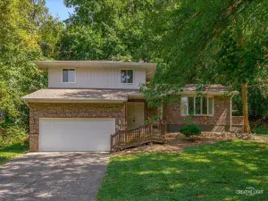 157 Austin Avenue Carpentersville IL 60110 MLS #MRD12501174 50 broker reciprocity