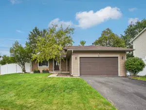 7046 Nathan Lane Carpentersville IL 60110 MLS #MRD12489855 60 broker reciprocity