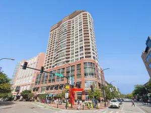 7201 N Lincoln Avenue #301 Lincolnwood IL 60712 MLS #MRD12496881 54 broker reciprocity