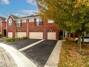 402 Catbird Lane Deerfield IL 60015 MLS #MRD12388325 46 broker reciprocity