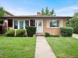 266 Hutchins Court #266 Woodstock IL 60098 MLS #MRD12479490 50 broker reciprocity