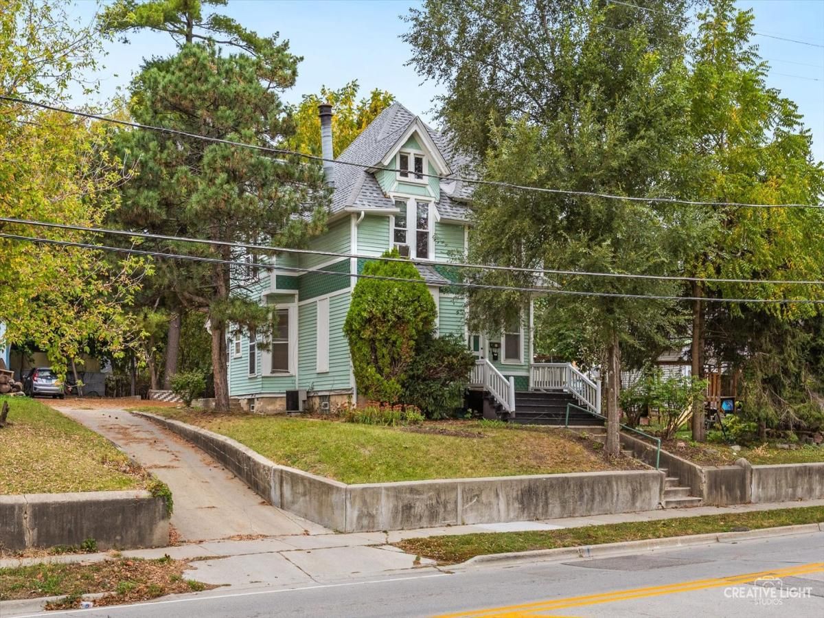 674 St Charles Street #1 Elgin IL 60120 MLS #MRD12464722 13 MLS #MRD12464722 image #0