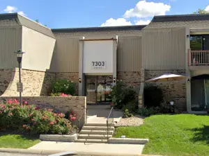 2209 Arbor Circle #6 Downers Grove IL 60515 MLS #MRD12490885 48 broker reciprocity