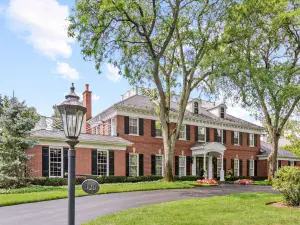 977 Sheridan Road Winnetka IL 60093 MLS #MRD12444526 42 broker reciprocity