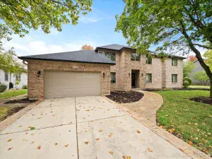 611 Pine Street Sugar Grove IL 60554 MLS #MRD12503228 50 broker reciprocity