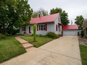 715 Ellwood Avenue DeKalb IL 60115 MLS #MRD12499282 52 broker reciprocity