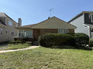 8 Donald Court Elmhurst IL 60126 MLS #MRD12492098 48 broker reciprocity