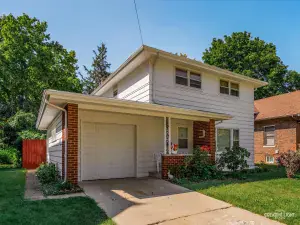 536 E 155th Street Phoenix IL 60426 MLS #MRD12393253 56 broker reciprocity