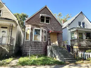 7410 S Langley Avenue Chicago IL 60619 MLS #MRD12199420 48 broker reciprocity