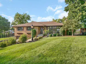 1508 W Ludington Circle Romeoville IL 60446 MLS #MRD12484532 48 broker reciprocity