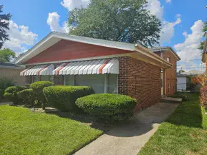 8022 S Manistee Avenue Chicago IL 60617 MLS #MRD12501272 96 broker reciprocity