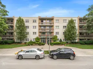 8914 La Crosse Avenue #2S Skokie IL 60077 MLS #MRD12424160 58 broker reciprocity