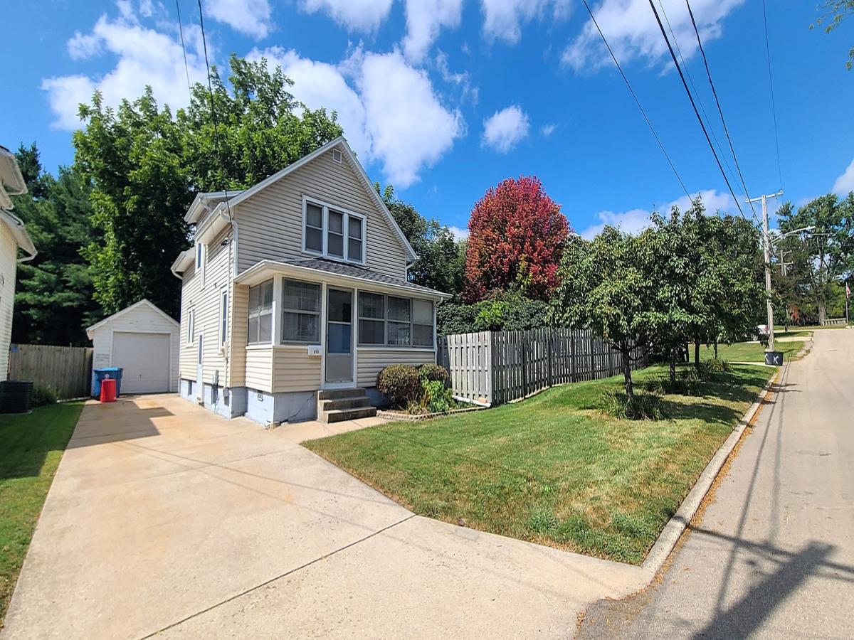 619 Squires Avenue Dixon IL 61021 MLS #MRD12467339 41 MLS #MRD12467339 image #0
