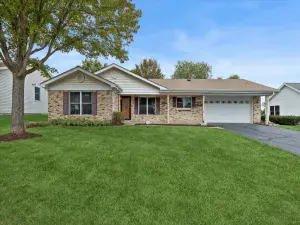 212 Village Creek Drive Lake In The Hills IL 60156 MLS #MRD12497311 54 broker reciprocity