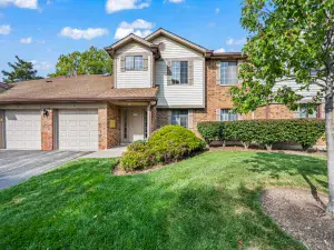 945 E Kenilworth Avenue #312 Palatine IL 60074 MLS #MRD12492135 58 broker reciprocity