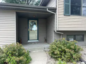 1176 Bay Drive Dixon IL 61021 MLS #MRD12402405 58 broker reciprocity