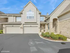 505 Citadel Circle Westmont IL 60559 MLS #MRD12501424 62 broker reciprocity