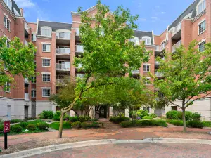 7201 N Lincoln Avenue #301 Lincolnwood IL 60712 MLS #MRD12496881 48 broker reciprocity