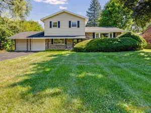 27693 N Hickory Street Island Lake IL 60042 MLS #MRD12496445 50 broker reciprocity