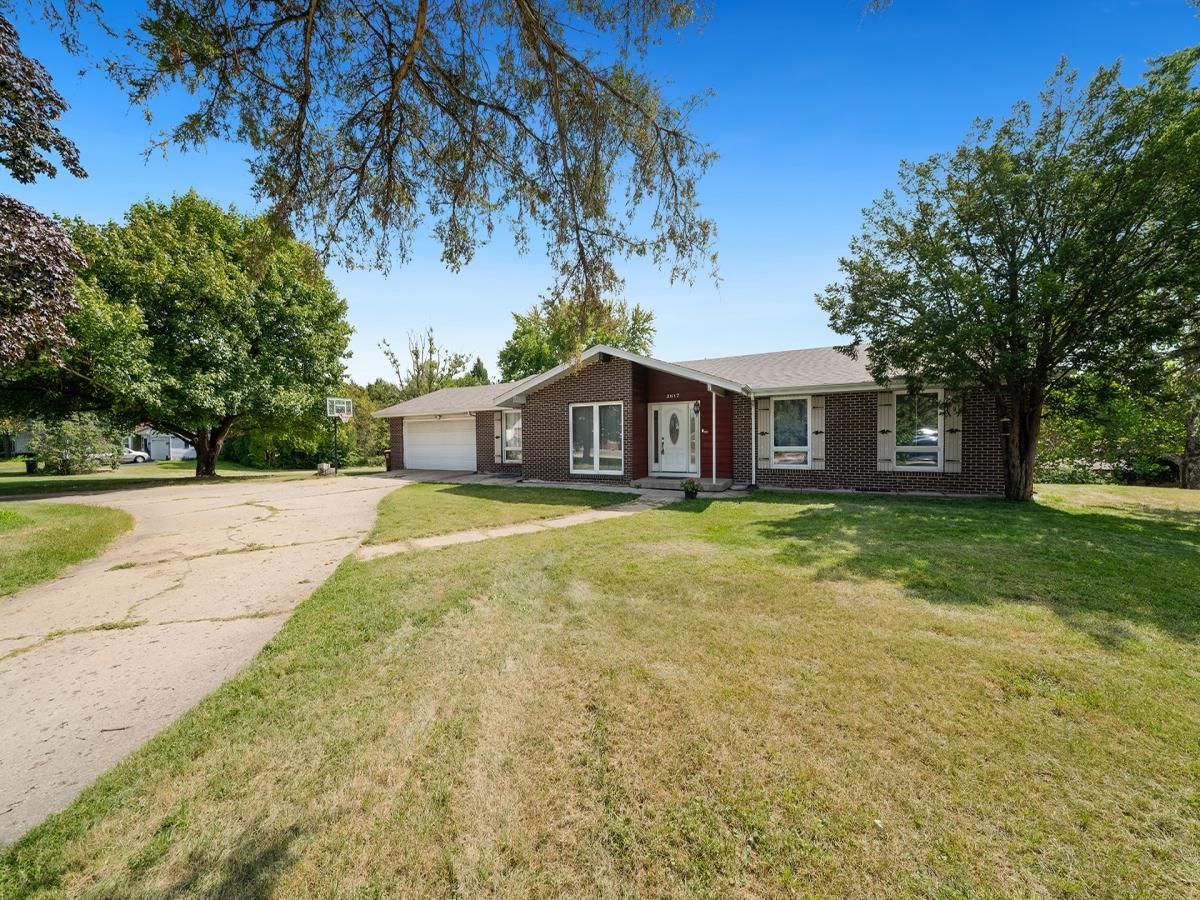 2617 SANDY HOLLOW Road Rockford IL 61109 MLS #MRD12469143 45 MLS #MRD12469143 image #0