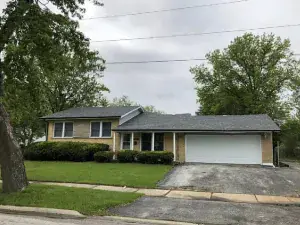 22248 KARLOV Avenue Richton Park IL 60471 MLS #MRD12460850 50 broker reciprocity