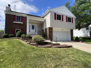 51 S Pershing Avenue Mundelein IL 60060 MLS #MRD12485671 58 broker reciprocity