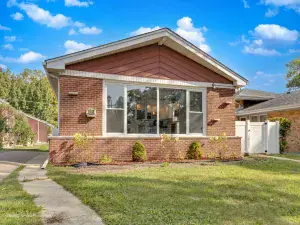 121 4th Street Libertyville IL 60048 MLS #MRD12501467 64 broker reciprocity