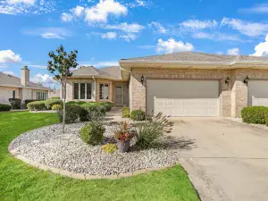 7716 GREENWAY Boulevard #1SW Tinley Park IL 60487 MLS #MRD12450031 48 broker reciprocity