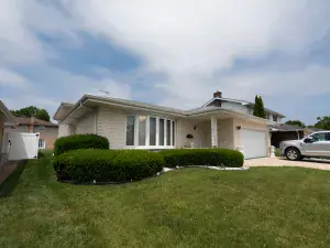 1200 Maplewood Drive Marengo IL 60152 MLS #MRD12502953 52 broker reciprocity