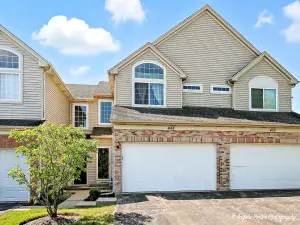 338 S LITCHFIELD Drive Round Lake IL 60073 MLS #MRD12470886 52 broker reciprocity