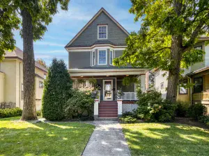 2201 N 74th Court Elmwood Park IL 60707 MLS #MRD12502126 96 broker reciprocity