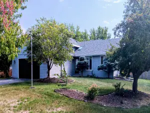 219 W Jones Street Milford IL 60953 MLS #MRD12500476 62 broker reciprocity