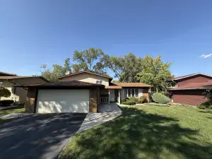 4443 Ascot Court Richton Park IL 60471 MLS #MRD12438690 62 broker reciprocity