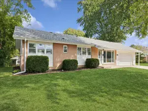 206 Ridge Circle Streamwood IL 60107 MLS #MRD12449841 60 broker reciprocity