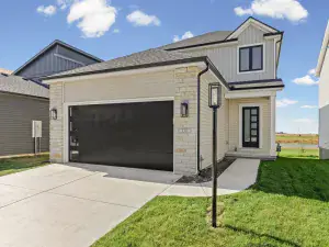2104 Georgetown Circle Champaign IL 61821 MLS #MRD12498202 58 broker reciprocity