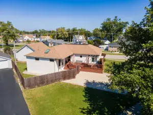 281 E North End Avenue Elmhurst IL 60126 MLS #MRD12496174 56 broker reciprocity