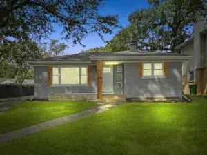 6840 W Evergreen Avenue Palos Heights IL 60463 MLS #MRD12488513 56 broker reciprocity