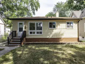 2614 33rd Street Zion IL 60099 MLS #MRD12503626 56 broker reciprocity
