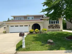 284 E Jefferson Street Bensenville IL 60106 MLS #MRD12503603 50 broker reciprocity