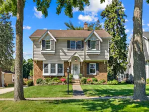 421 S Sunnyside Avenue Elmhurst IL 60126 MLS #MRD12491845 52 broker reciprocity