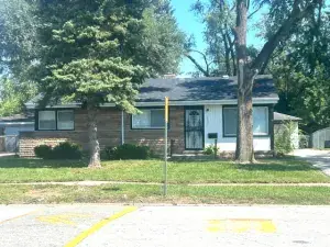14310 S Wentworth Avenue Riverdale IL 60827 MLS #MRD12407561 64 broker reciprocity